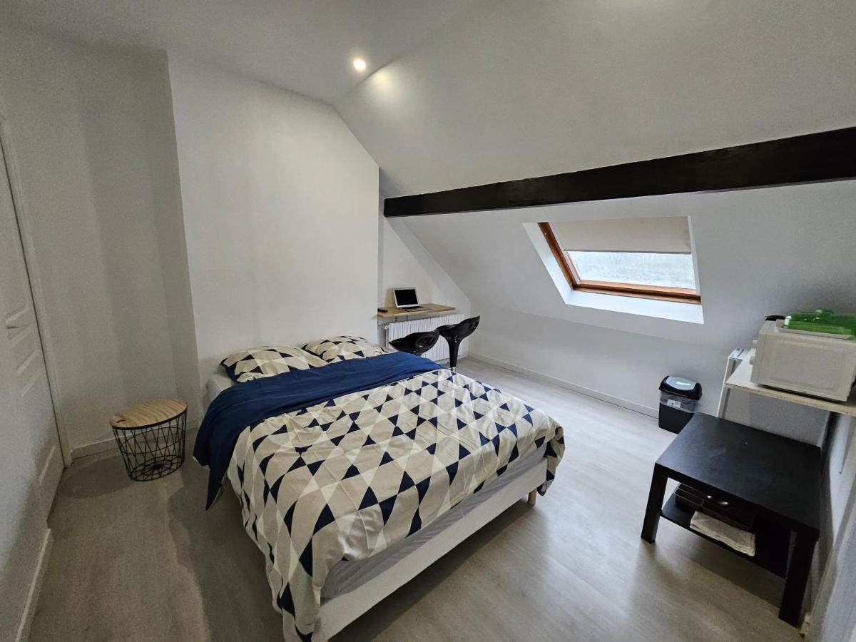 Agreable Studio De 16M2 Sans Kitchenette Neuilly-sur-Marne Exterior foto